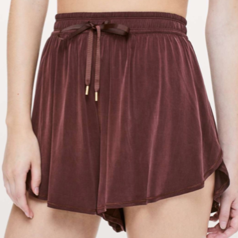 Lululemon Principal Dancer Short *3"